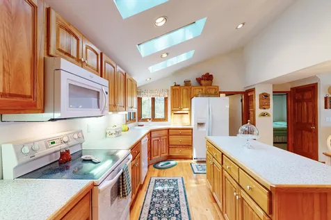 35 Walts Lane Wolfeboro NH 03894