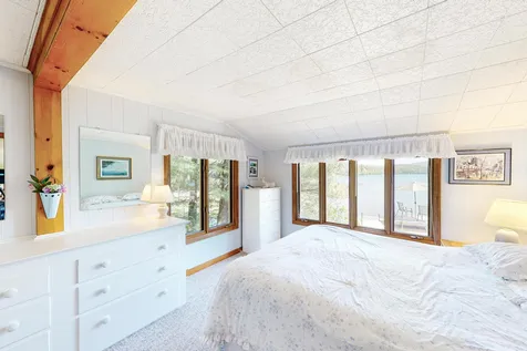 35 Walts Lane Wolfeboro NH 03894