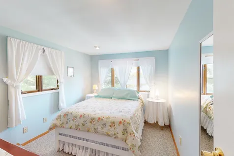 35 Walts Lane Wolfeboro NH 03894