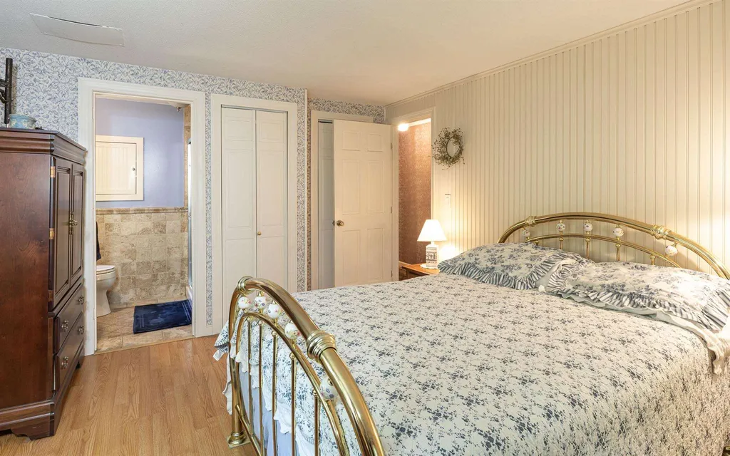 23 Bonnie Brae Drive Alstead NH 03602