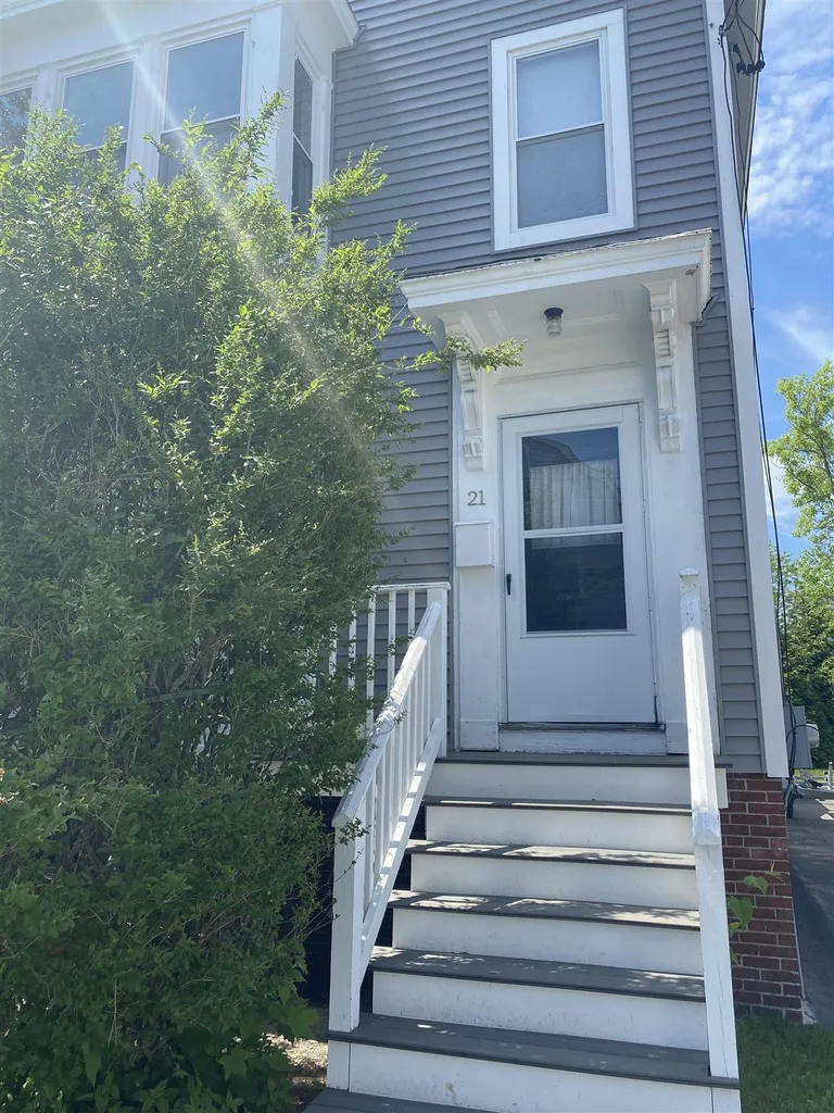 21 Columbia Court Portsmouth NH 03801