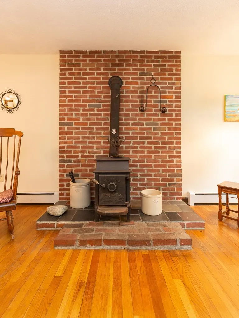 8 Decato Drive Lee NH 03861