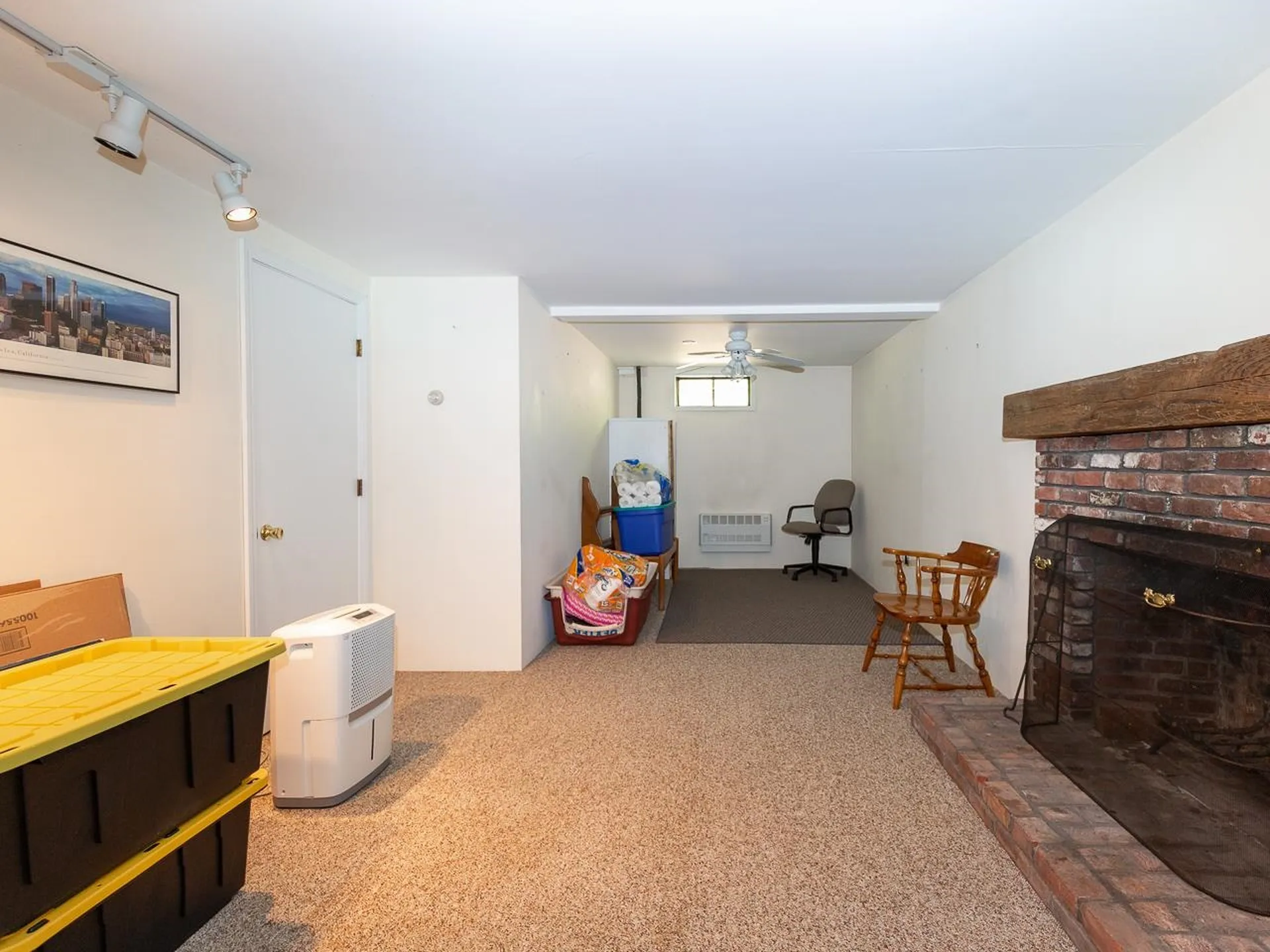 8 Decato Drive Lee NH 03861