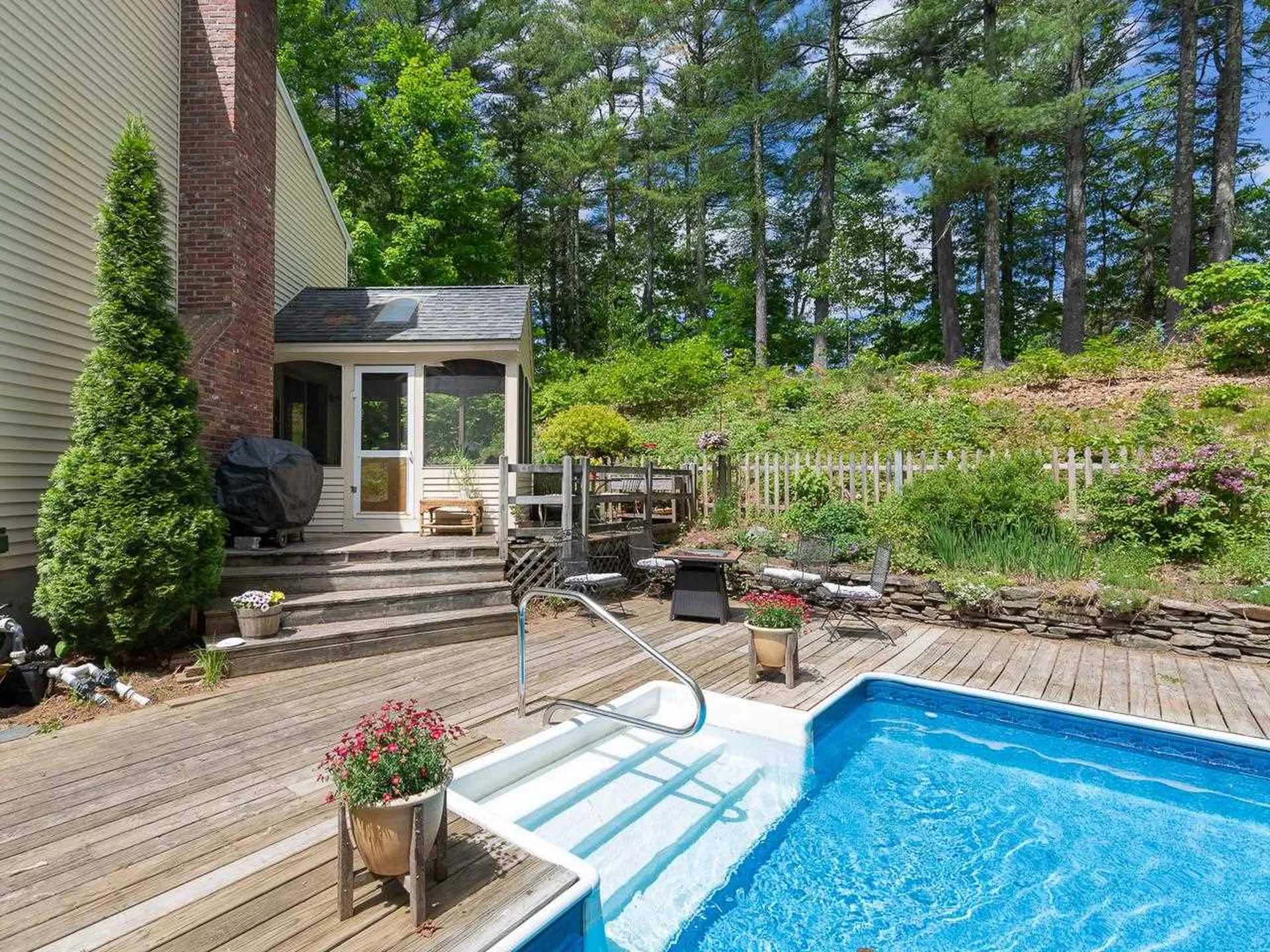 8 Decato Drive Lee NH 03861