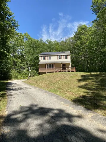 7 Laura Lane Newton NH 03858
