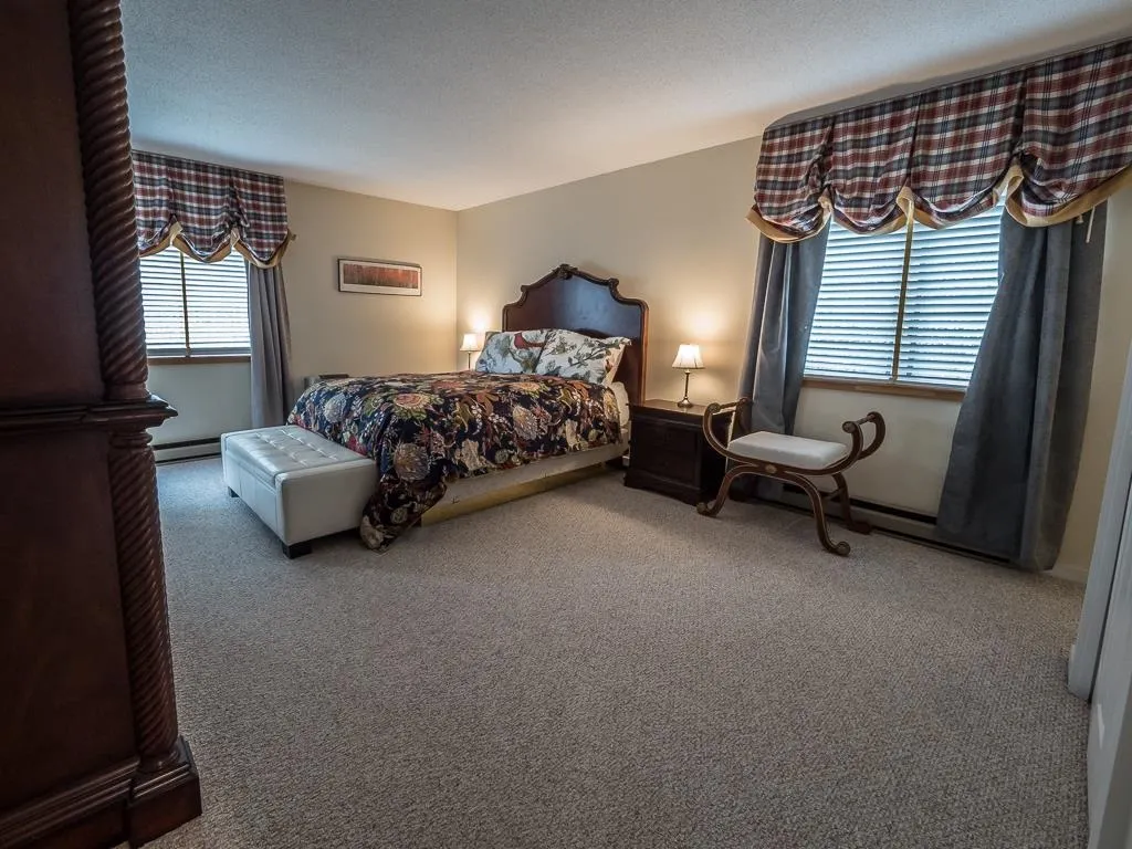 1140 Murphy's Road Hartford VT 05059