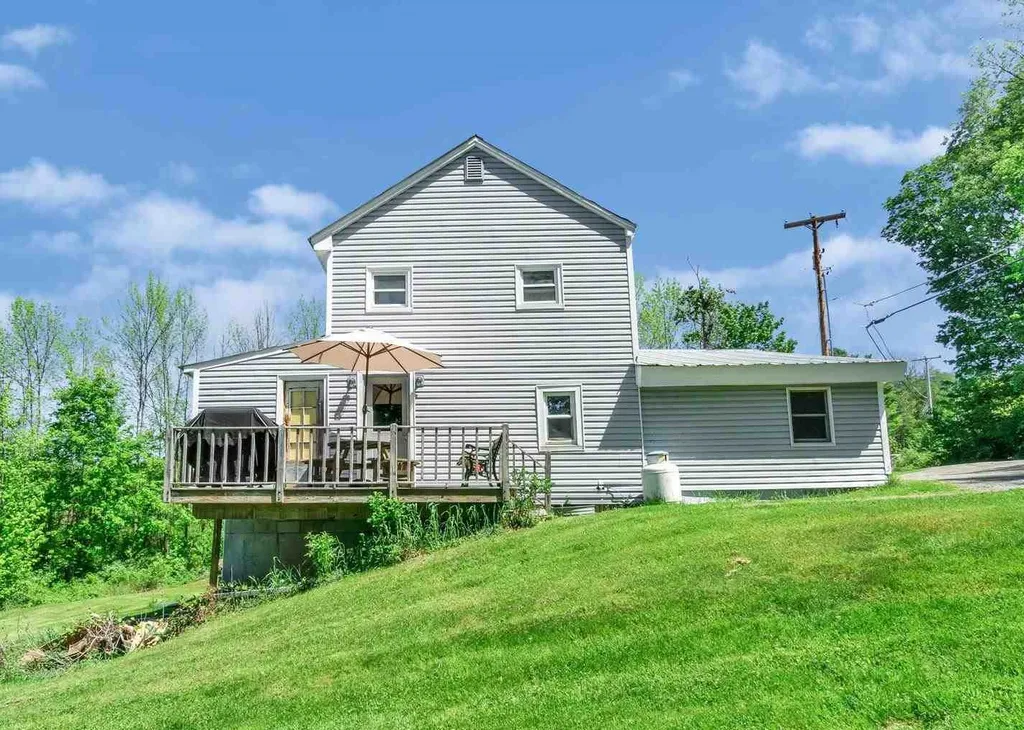 825 Loomis Hill Road Waterbury VT 05677