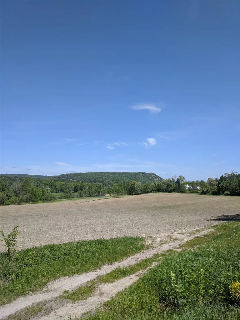 00 Dartmouth College Highway Orford NH 03777