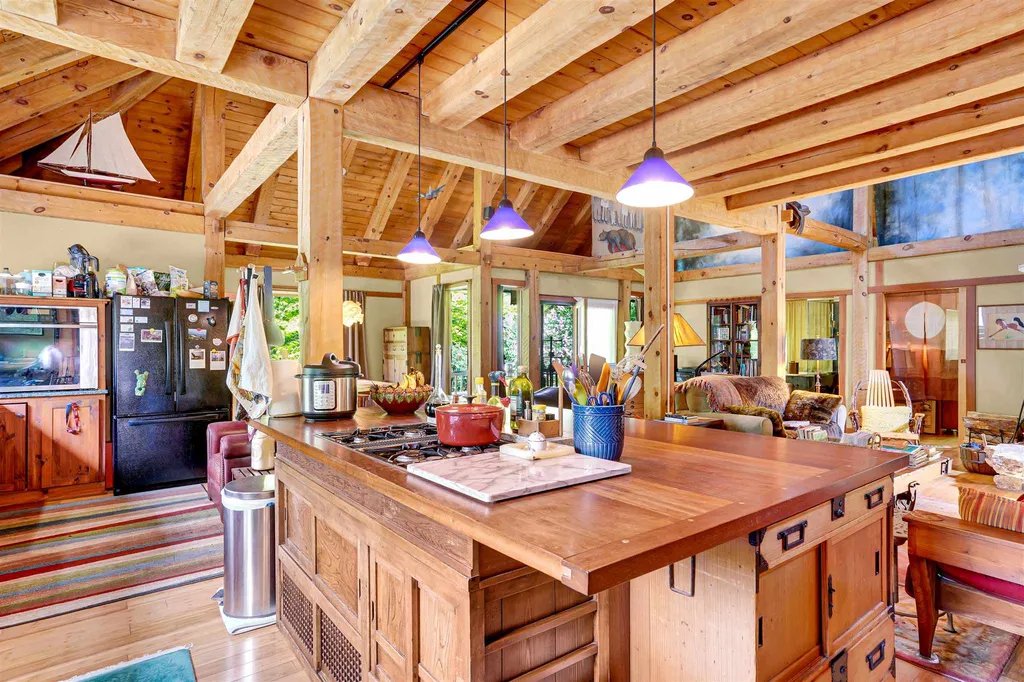 1006 Pleasant Pond Road Francestown NH 03043
