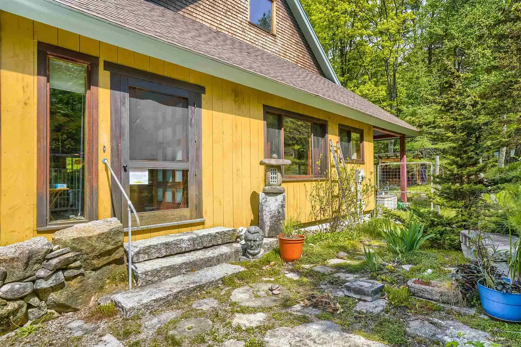 1006 Pleasant Pond Road Francestown NH 03043