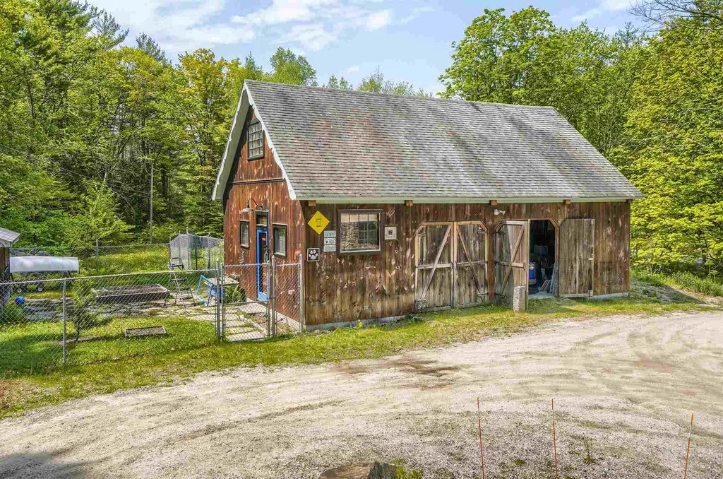1006 Pleasant Pond Road Francestown NH 03043