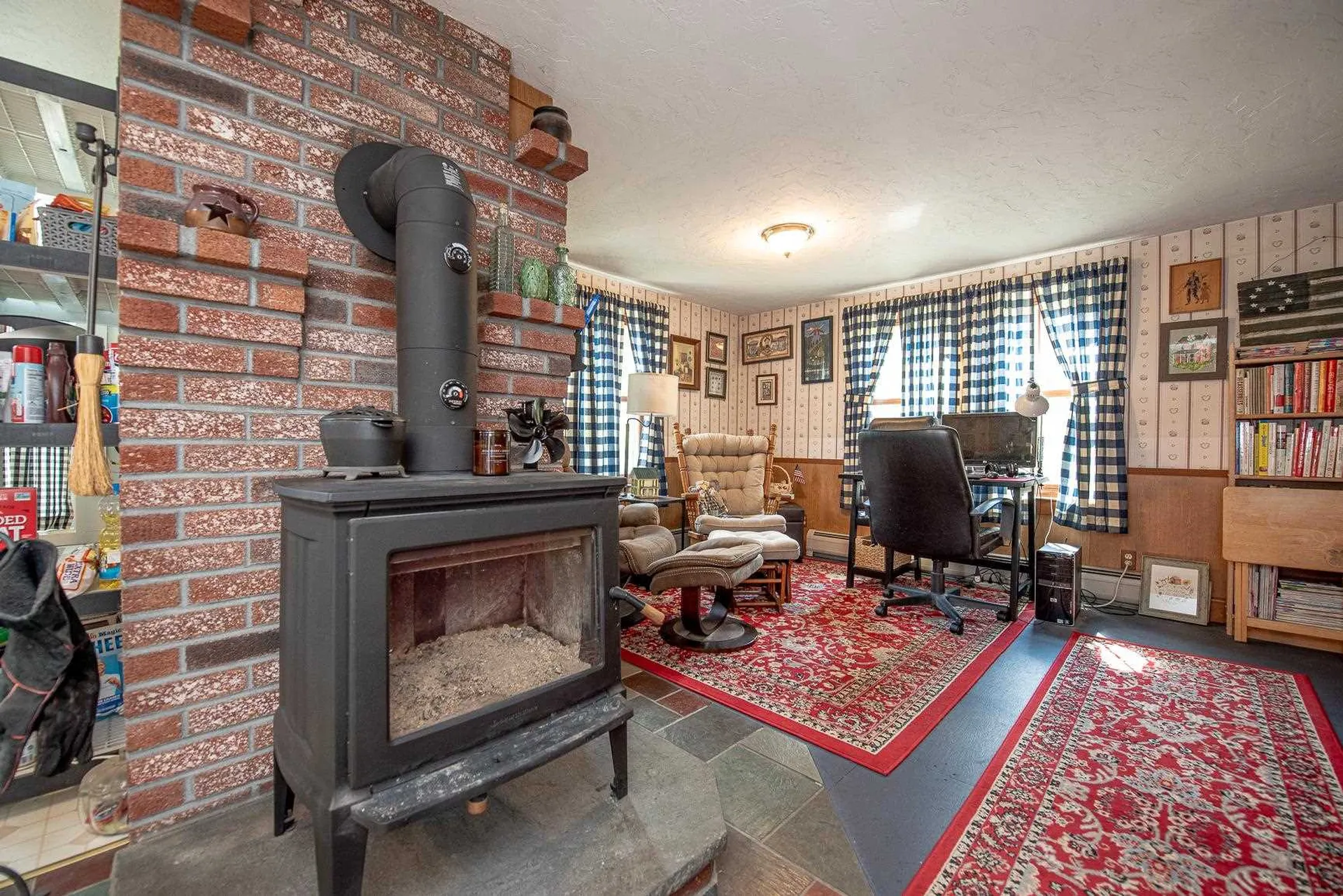27 Walker Road Alexandria NH 03222