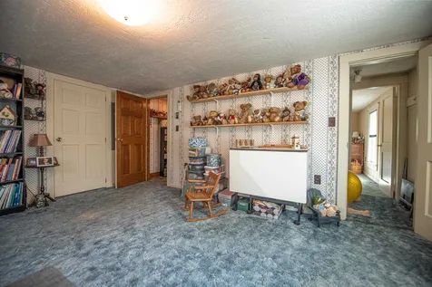 27 Walker Road Alexandria NH 03222