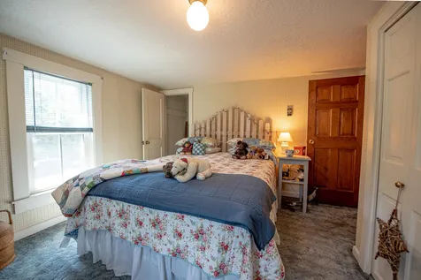 27 Walker Road Alexandria NH 03222
