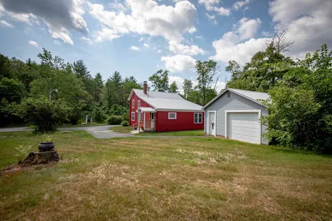 27 Walker Road Alexandria NH 03222
