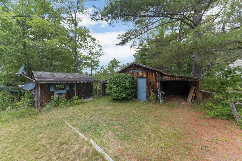 82 Hermit Woods Road Sanbornton NH 03269