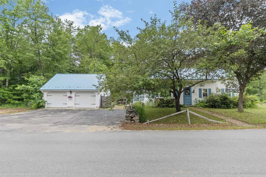 82 Hermit Woods Road Sanbornton NH 03269