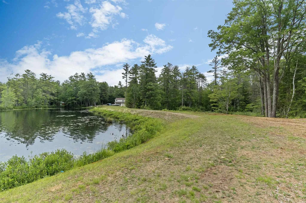 82 Hermit Woods Road Sanbornton NH 03269