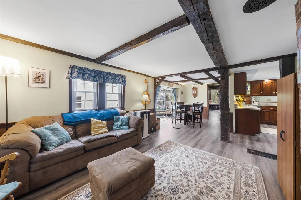 82 Hermit Woods Road Sanbornton NH 03269