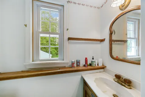 82 Hermit Woods Road Sanbornton NH 03269
