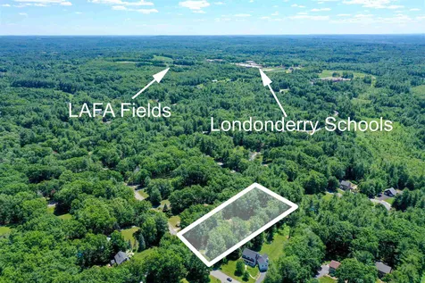 19 King Henry Drive Londonderry NH 03053
