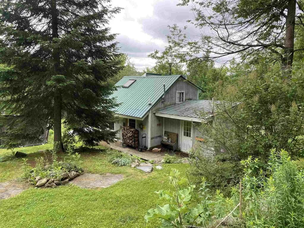 887 Warren Road Eden VT 05652