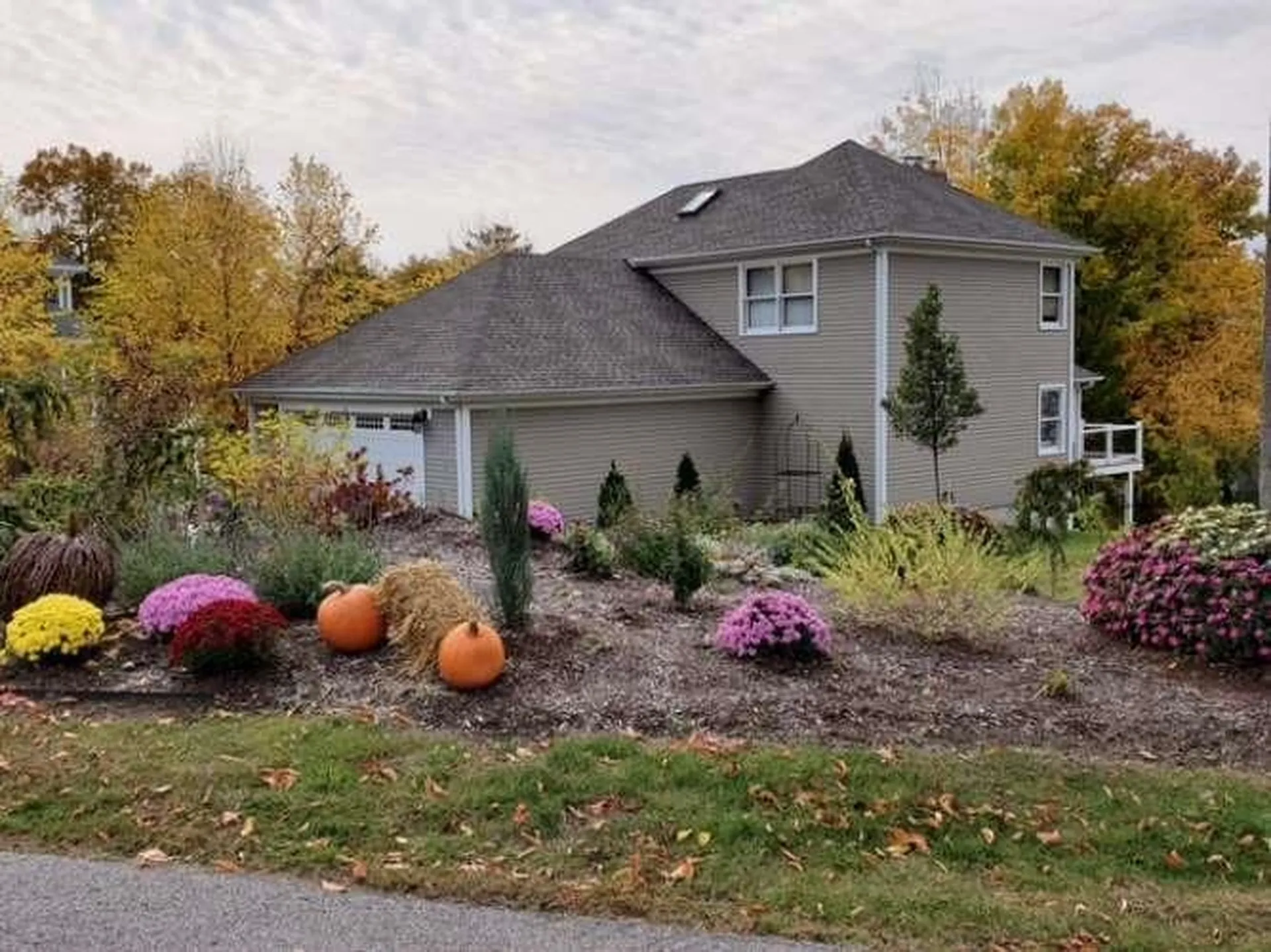 6 Iroquois Lane Bridgewater NH 03222