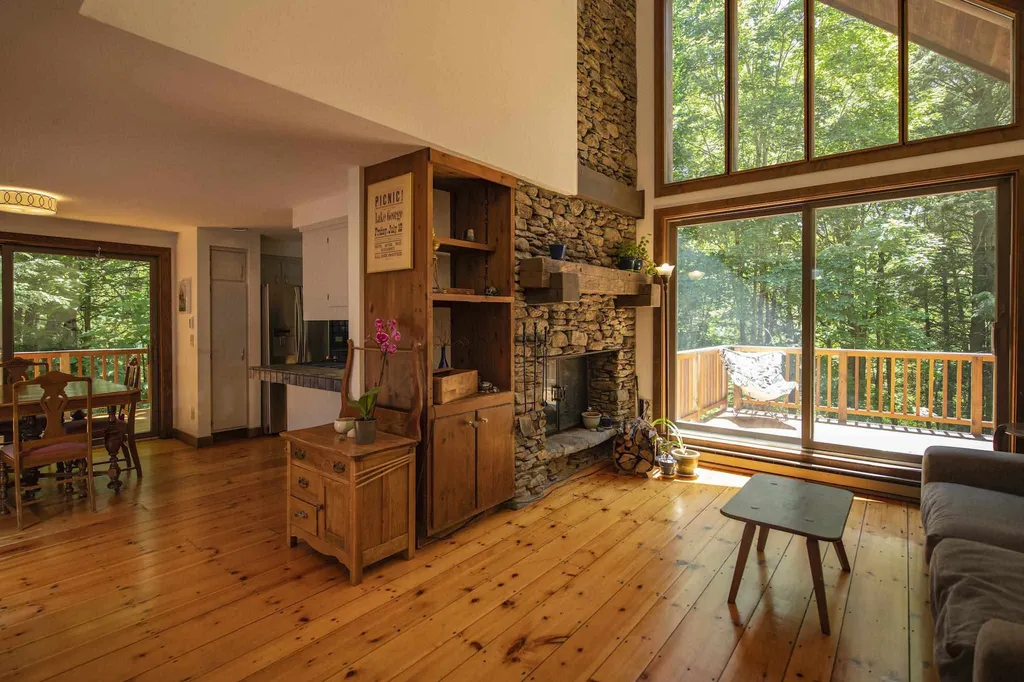 159 Hawk Pine Road Norwich VT 05055