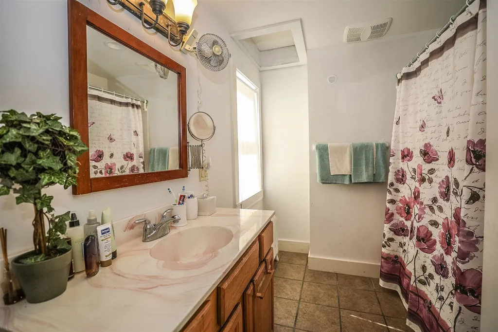 335 Greenfield Road Peterborough NH 03458