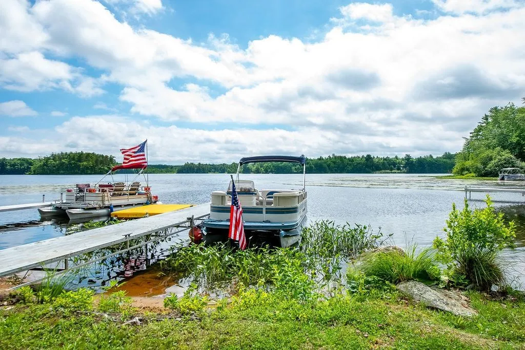 54 Shore Drive Northwood NH 03261