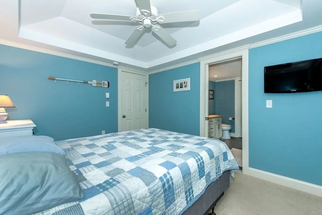 54 Shore Drive Northwood NH 03261