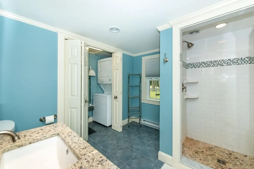 54 Shore Drive Northwood NH 03261