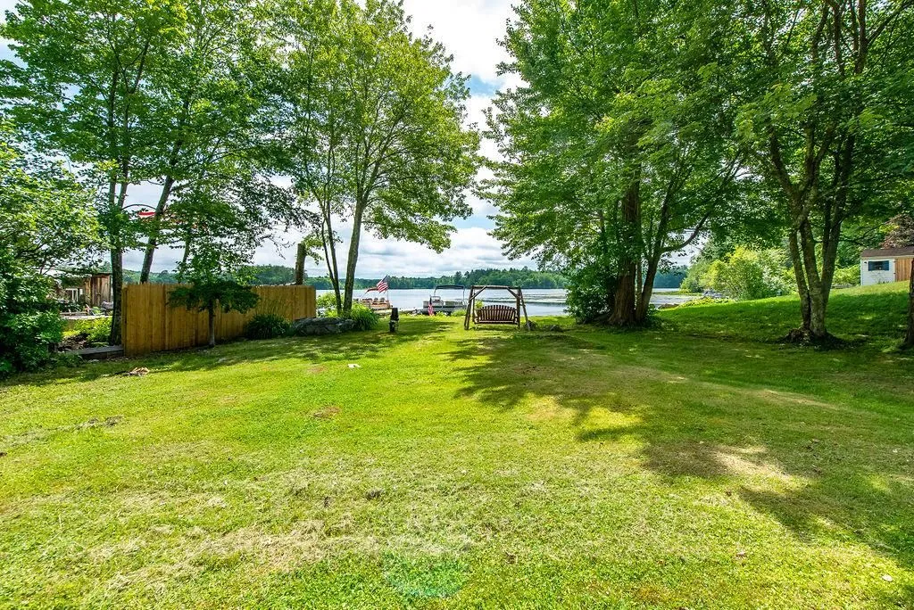 54 Shore Drive Northwood NH 03261