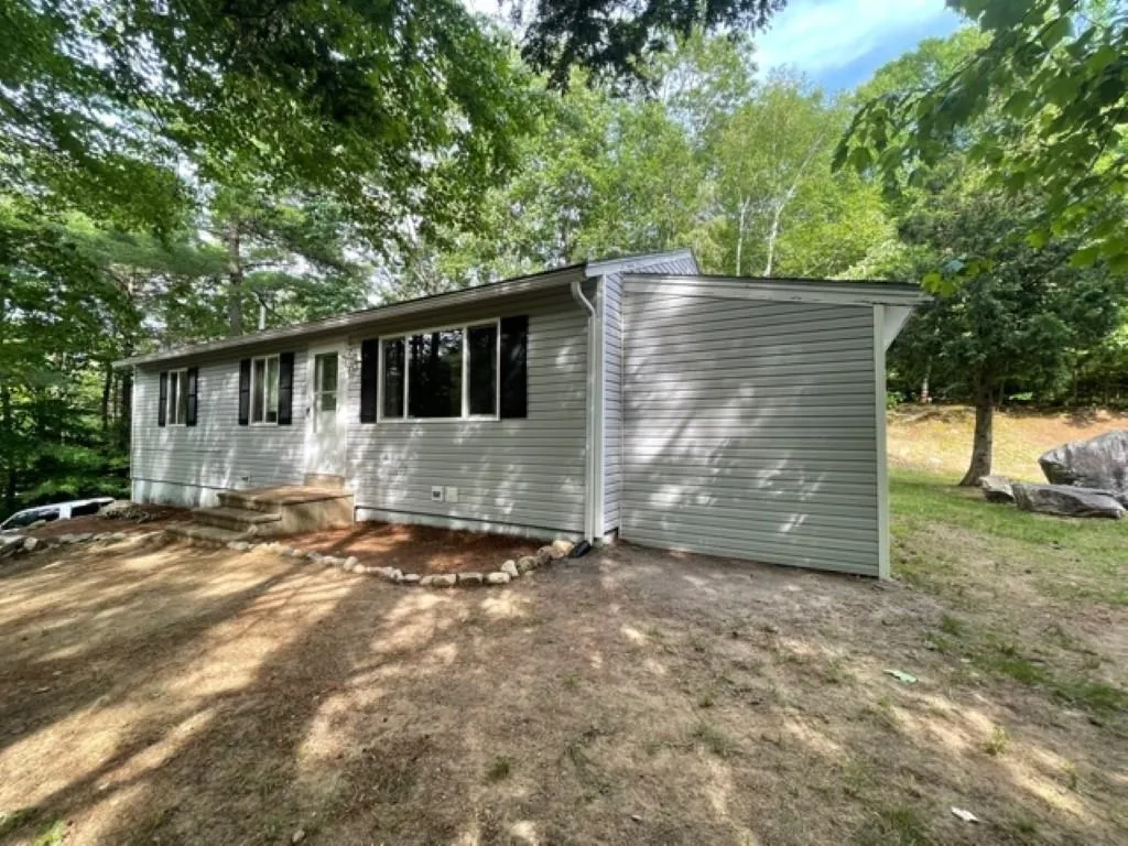 4 Happy Hollow Road Danville NH 03819