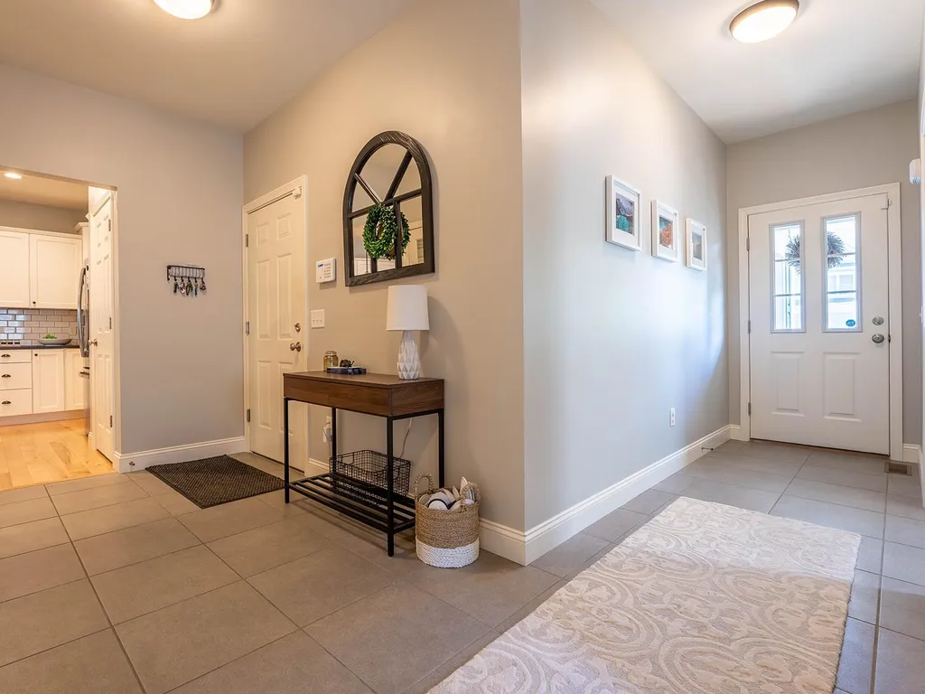 30 Dunbar Drive Essex VT 05452