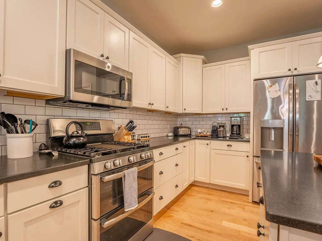 30 Dunbar Drive Essex VT 05452