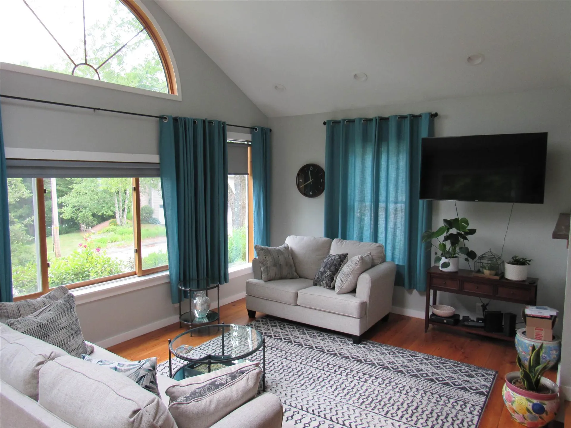 11 Fox Circle Keene NH 03431