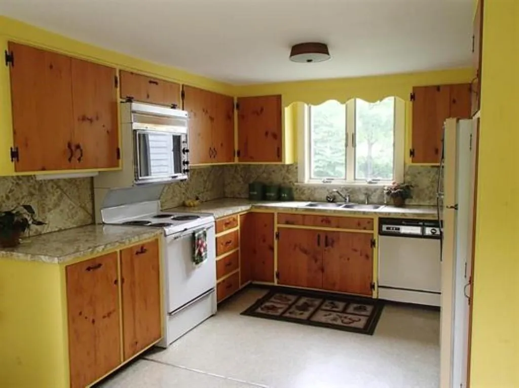 432 Valley Road Sullivan NH 03445