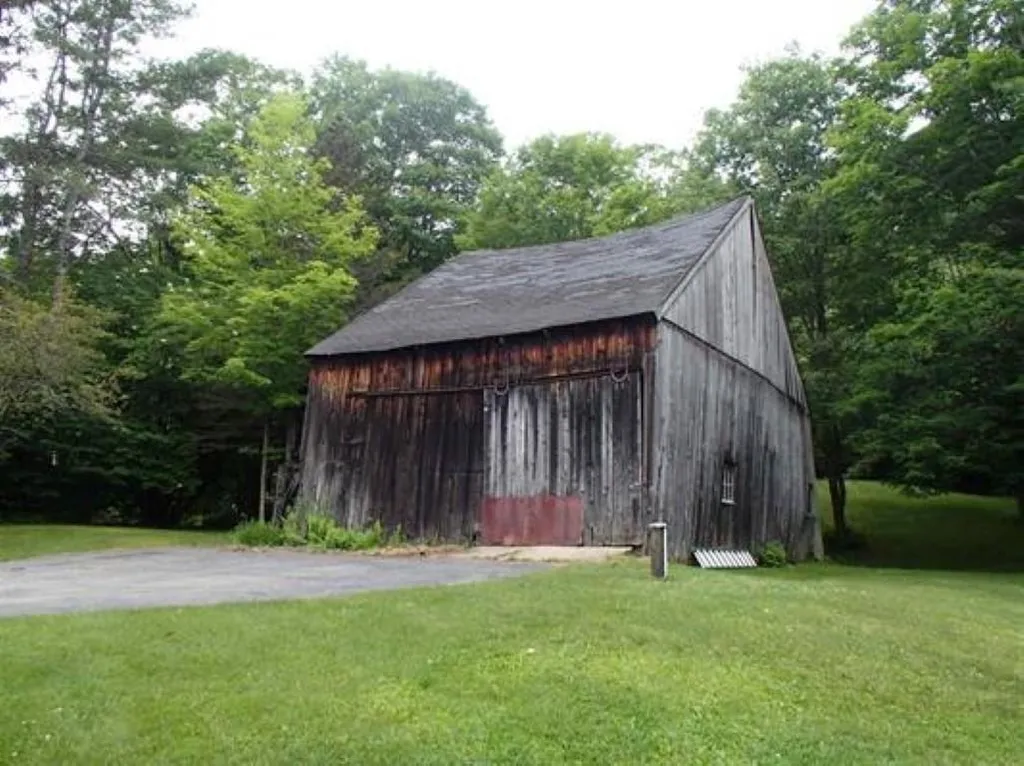 432 Valley Road Sullivan NH 03445
