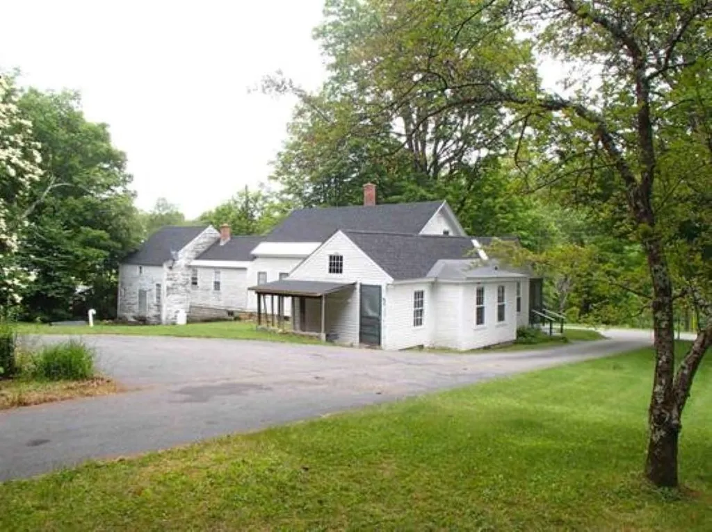 432 Valley Road Sullivan NH 03445
