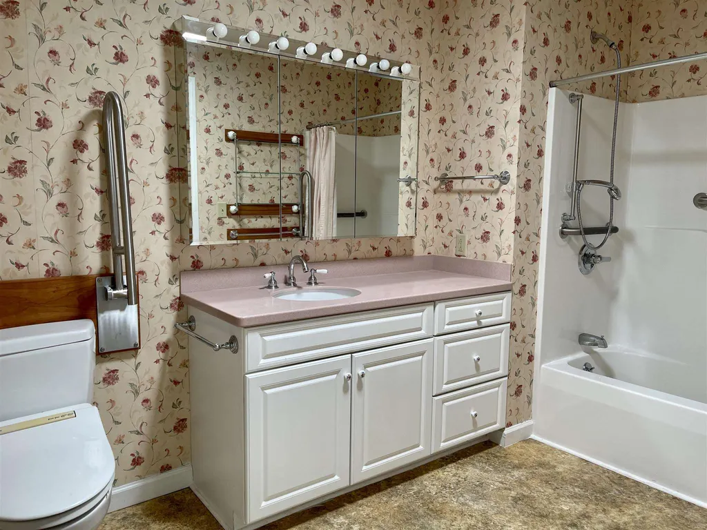 20 Linden Drive Lebanon NH 03784
