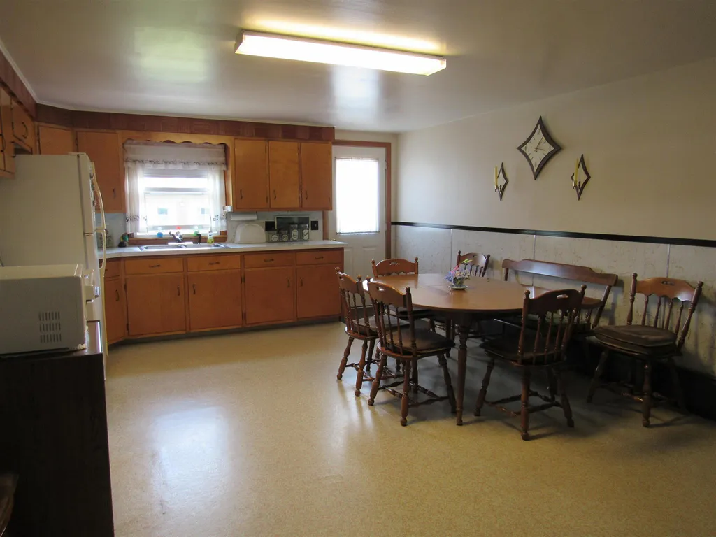 17 Union Street Gorham NH 03581
