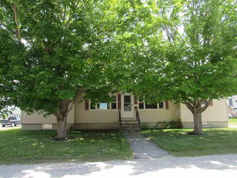 17 Union Street Gorham NH 03581