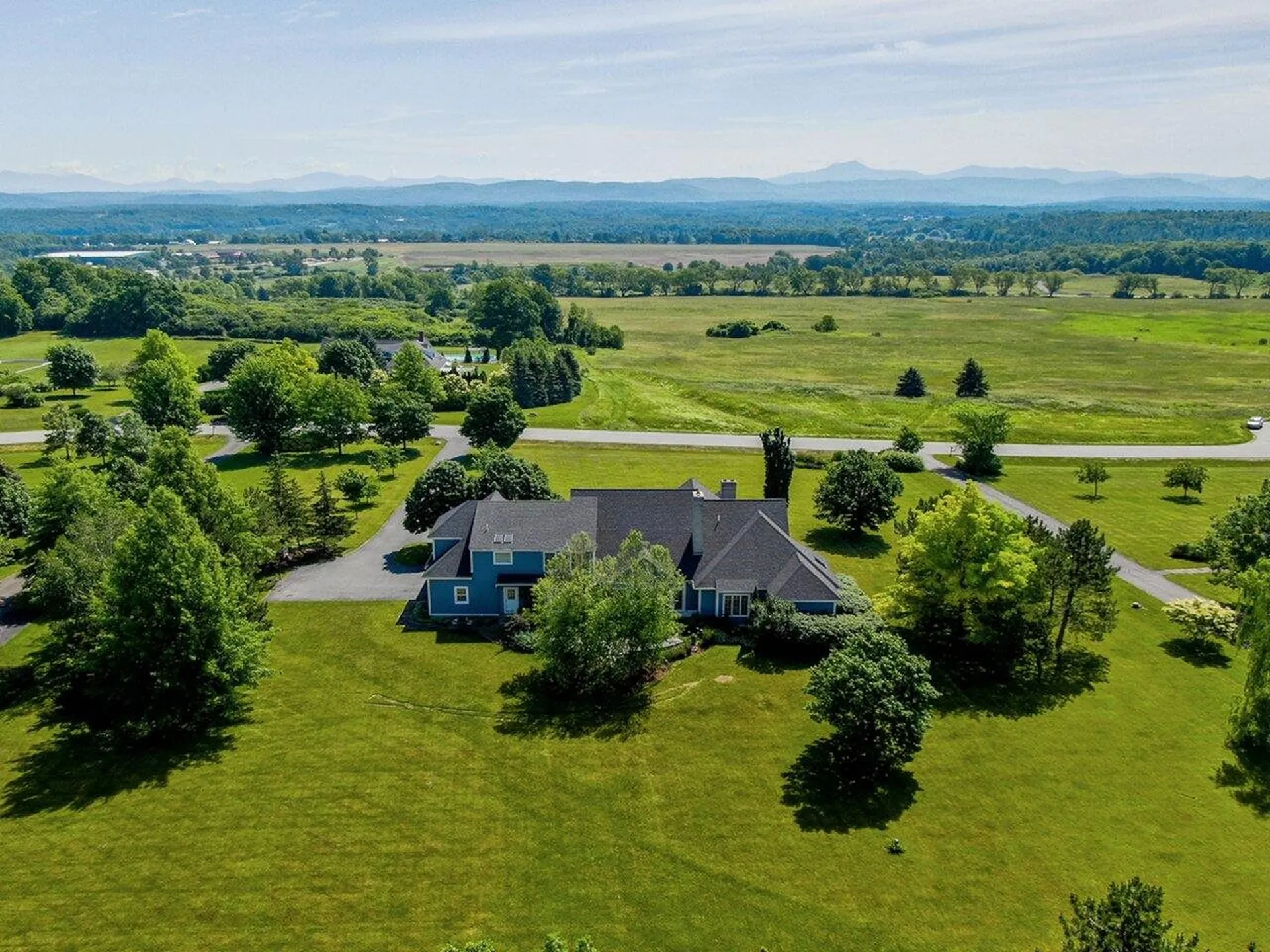 828 Ridgefield Road Shelburne VT 05482