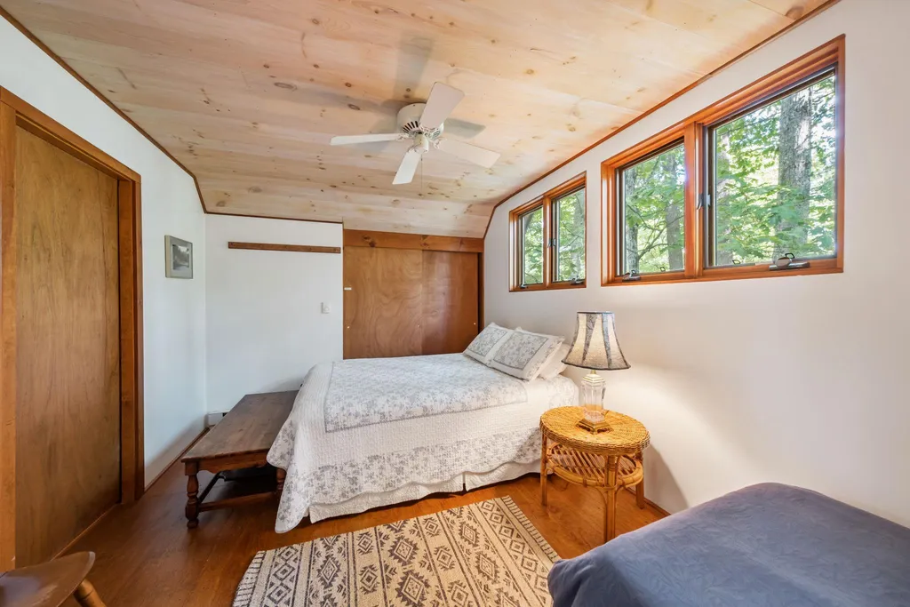 7 Canal Street Meredith NH 03253
