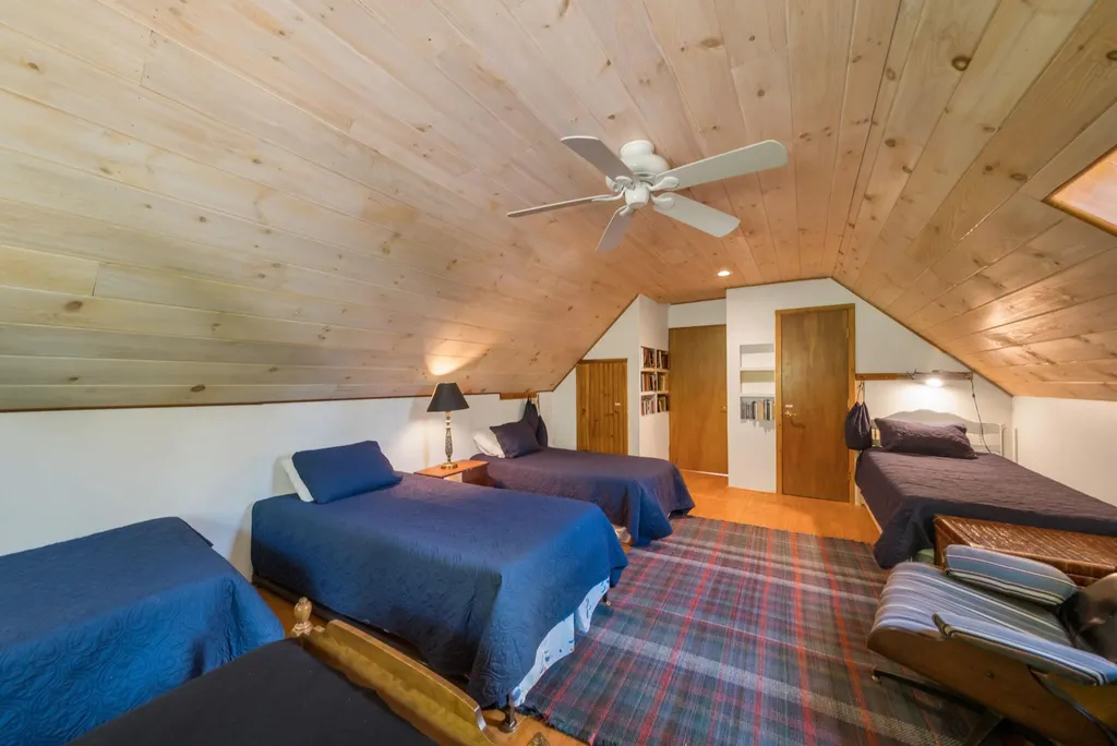 7 Canal Street Meredith NH 03253