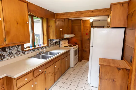 11 Rangeway Road Deering NH 03244