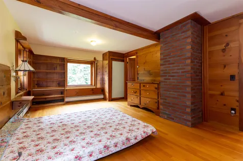 11 Rangeway Road Deering NH 03244