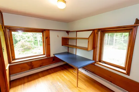 11 Rangeway Road Deering NH 03244