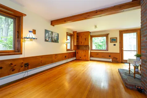 11 Rangeway Road Deering NH 03244